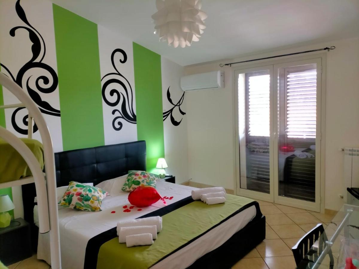 B&B Fragranza Di Sicilia Giardini Naxos Bagian luar foto