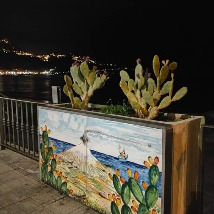 B&B Fragranza Di Sicilia Giardini Naxos Bagian luar foto