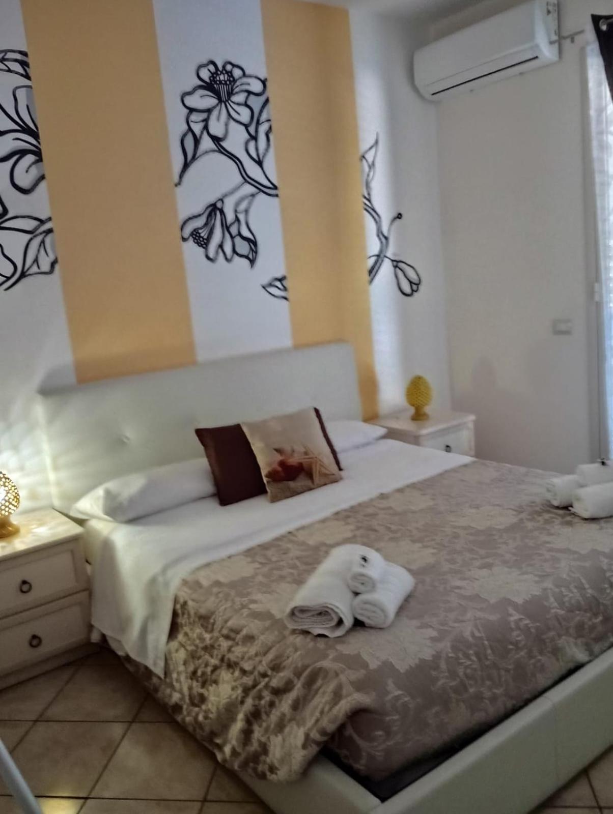 B&B Fragranza Di Sicilia Giardini Naxos Bagian luar foto